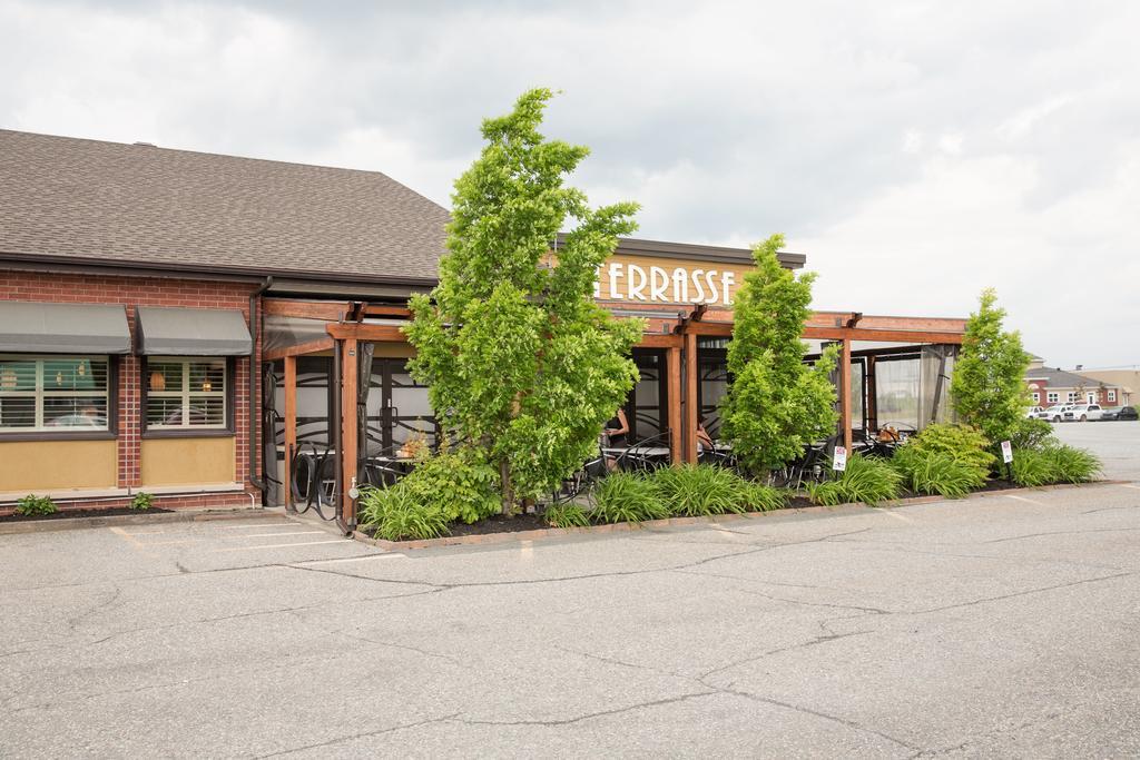 Hotel-Resto-Bar Le Journel Saint-Joseph-de-Beauce Eksteriør bilde